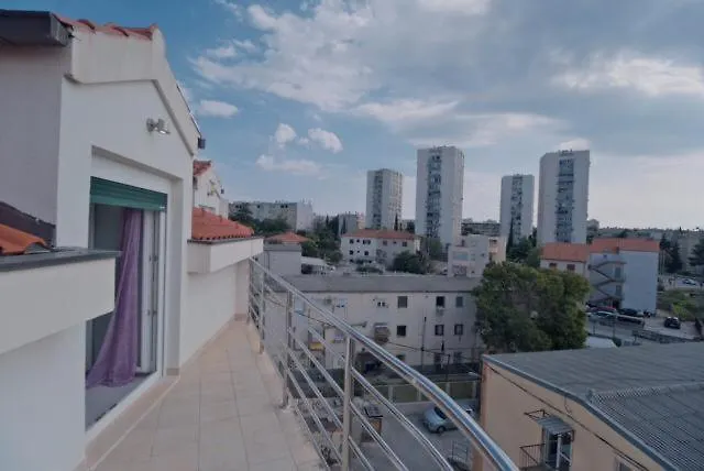 Apartament Nova *